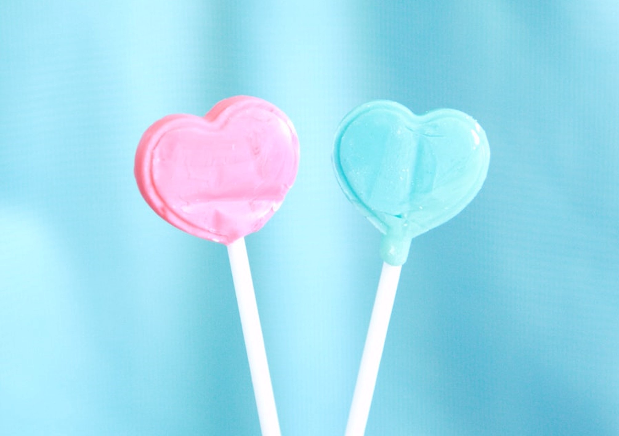 twins-similar-but-different